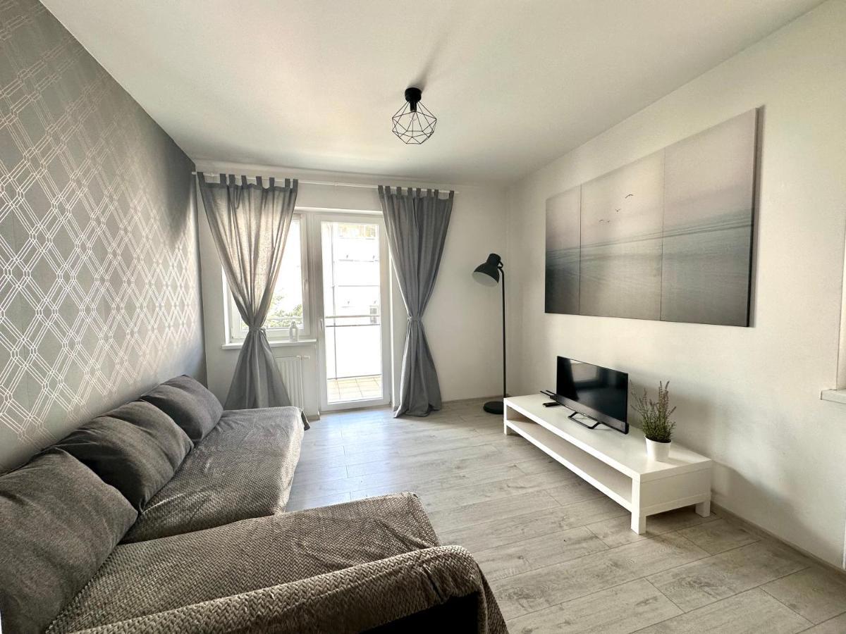 Sdh 1 Wolomin Comfortable Apartment Near Warsaw Exterior foto